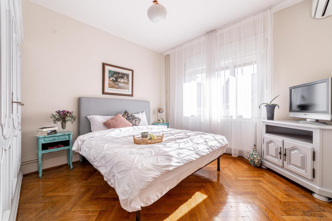 Nala Central Apartment Арад Екстериор снимка