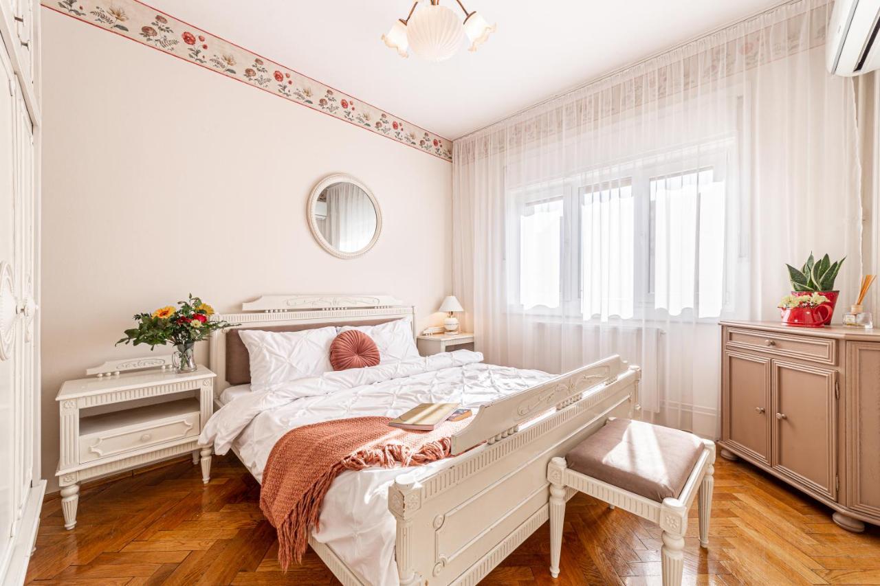 Nala Central Apartment Арад Екстериор снимка