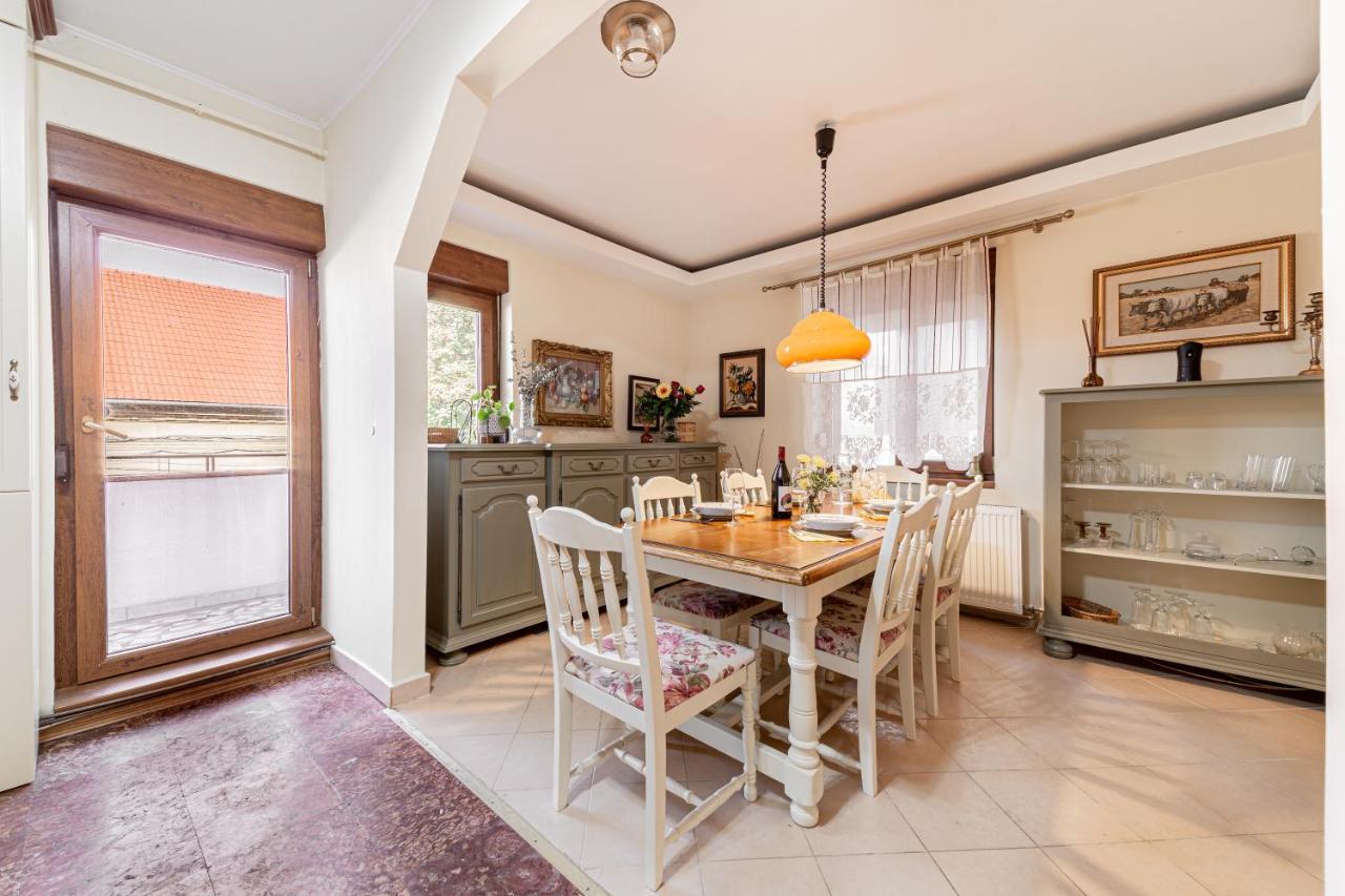 Nala Central Apartment Арад Екстериор снимка